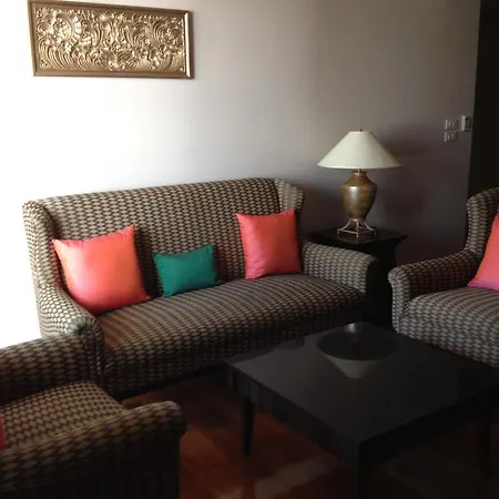 Gardengrove Suites